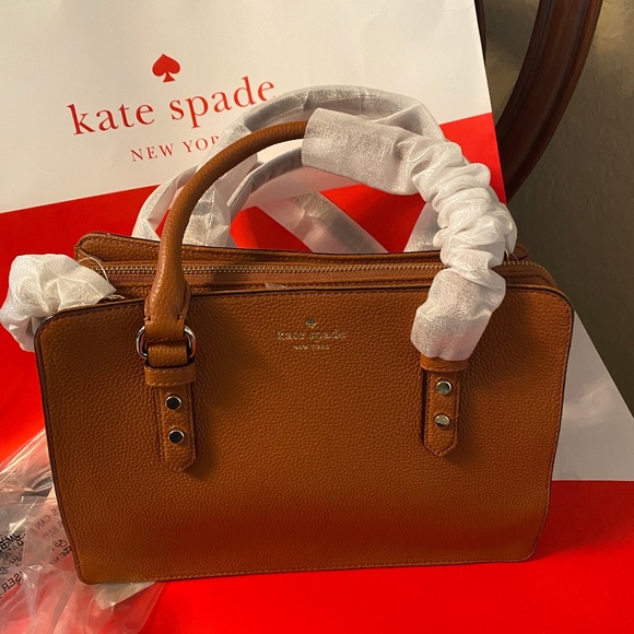 kate spade Handbags - NWT Kate Spade purse